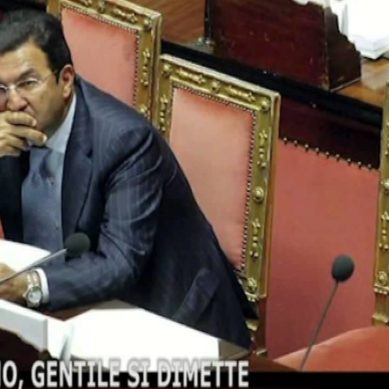 ULTIMISSIME di POLITICA, CRONACA e………