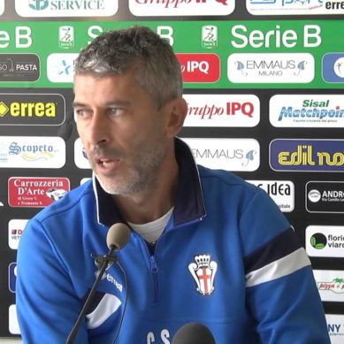 PRO VERCELLI: la conferenza di mister C. SCAZZOLA prima del Frosinone