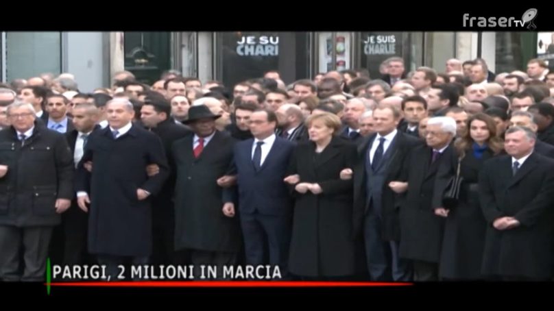 PARIGI, 2 MILIONI IN MARCIA