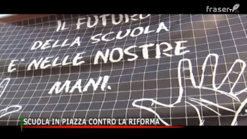 Scuola in piazza contro la riforma