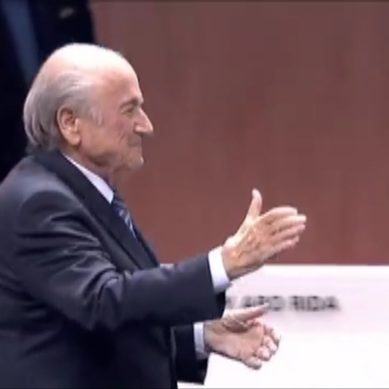 Le tappe dello scandalo che ha portato alle dimissioni di Blatter